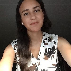 Meet your Posher, Andrea